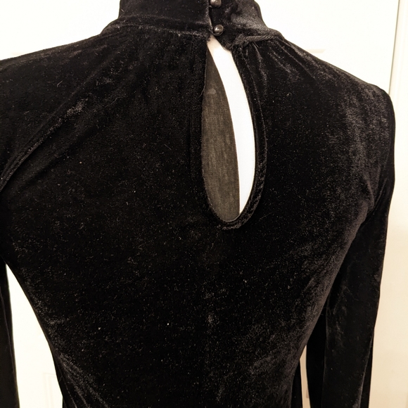 Velvet bodycon dress - Picture 4 of 5